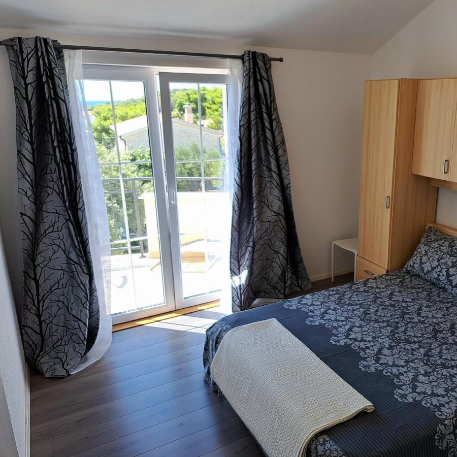 Apartment Oaza Mira Tribalj Eksteriør bilde