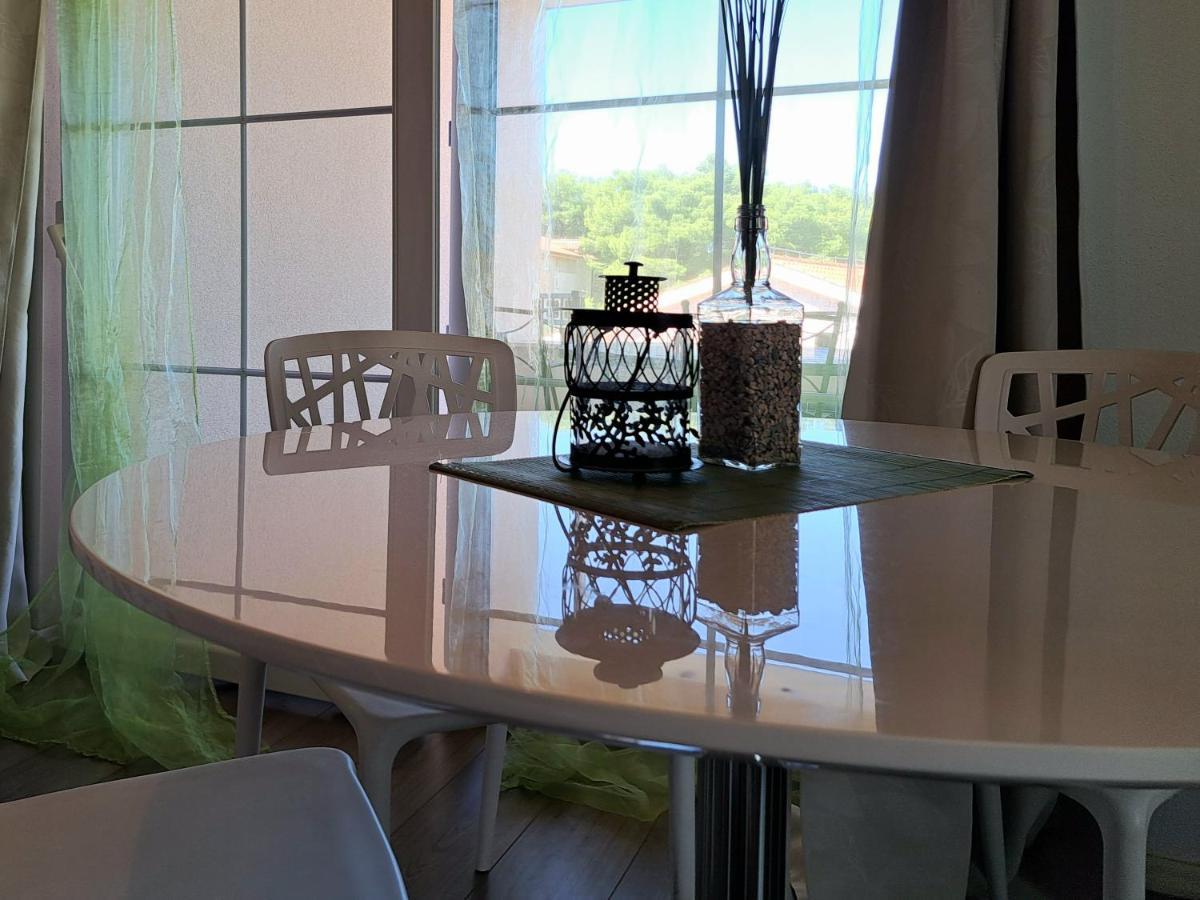 Apartment Oaza Mira Tribalj Eksteriør bilde