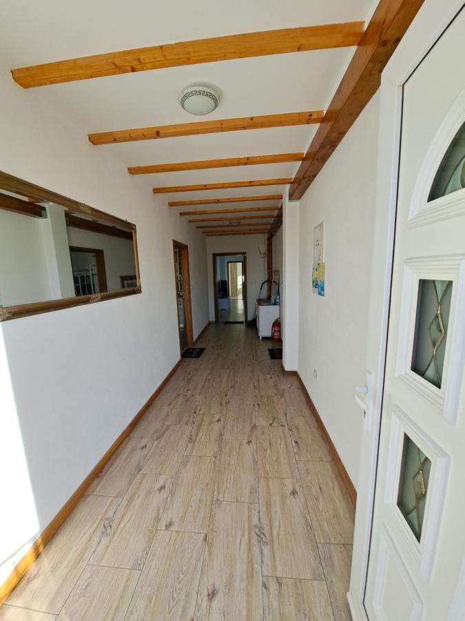 Apartment Oaza Mira Tribalj Eksteriør bilde