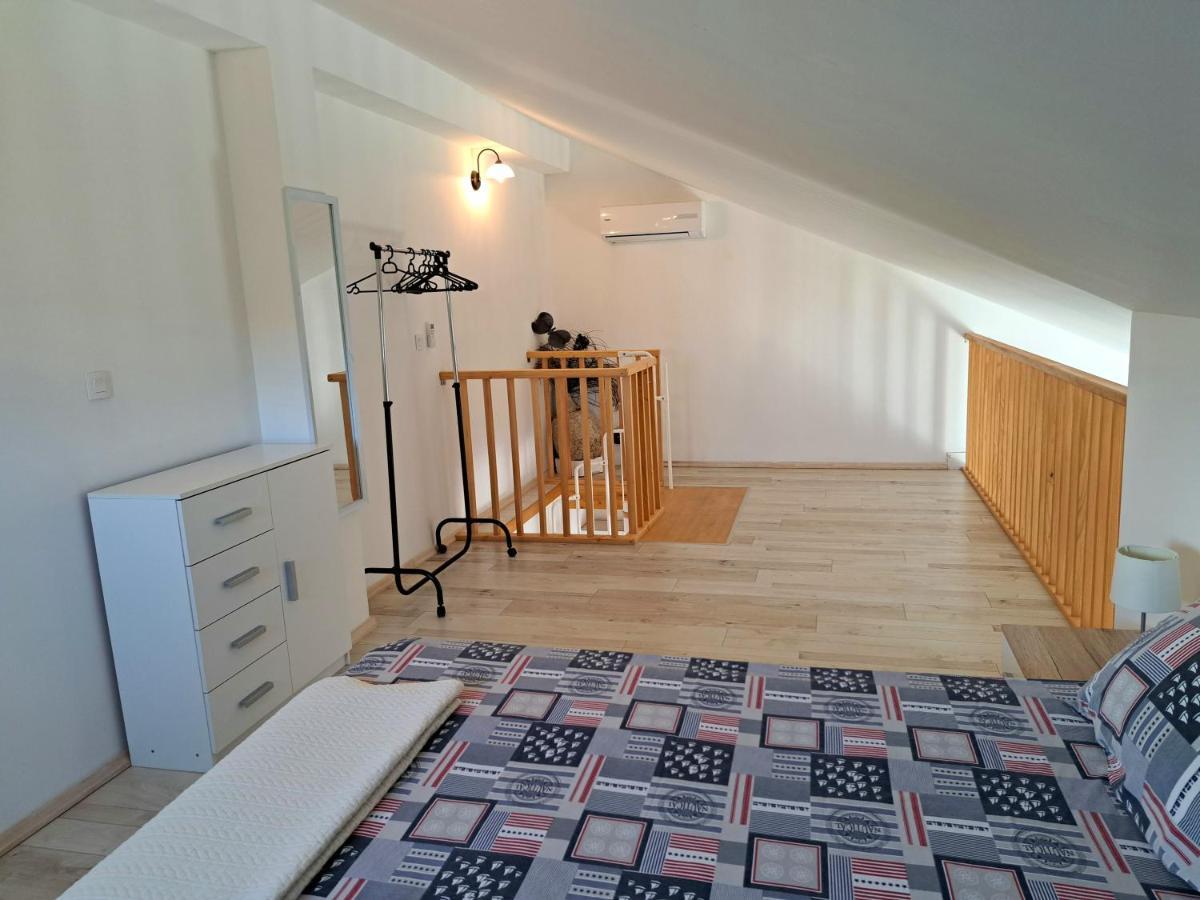 Apartment Oaza Mira Tribalj Eksteriør bilde