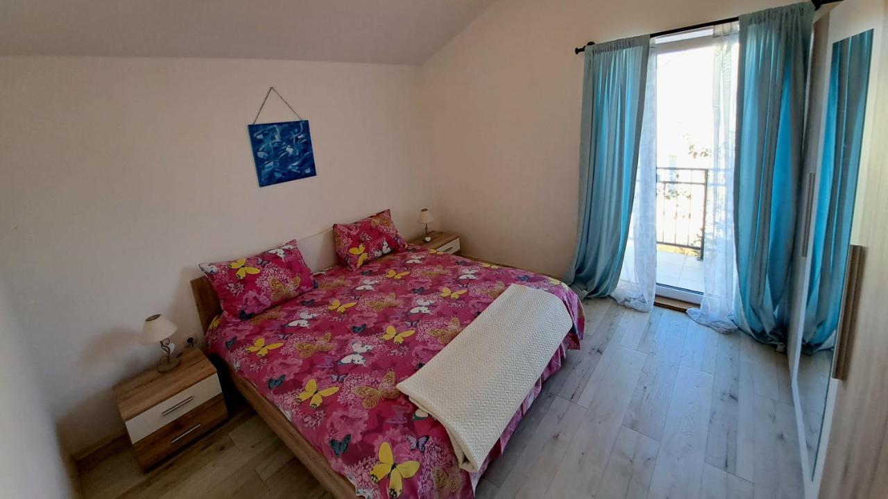 Apartment Oaza Mira Tribalj Eksteriør bilde